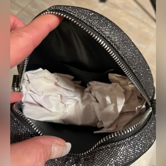 ☠️ 🖤NWT-Disney × Skinny Dip London Jack Skellington Bling Crossbody Bag☠️🖤 - Picture 9 of 12